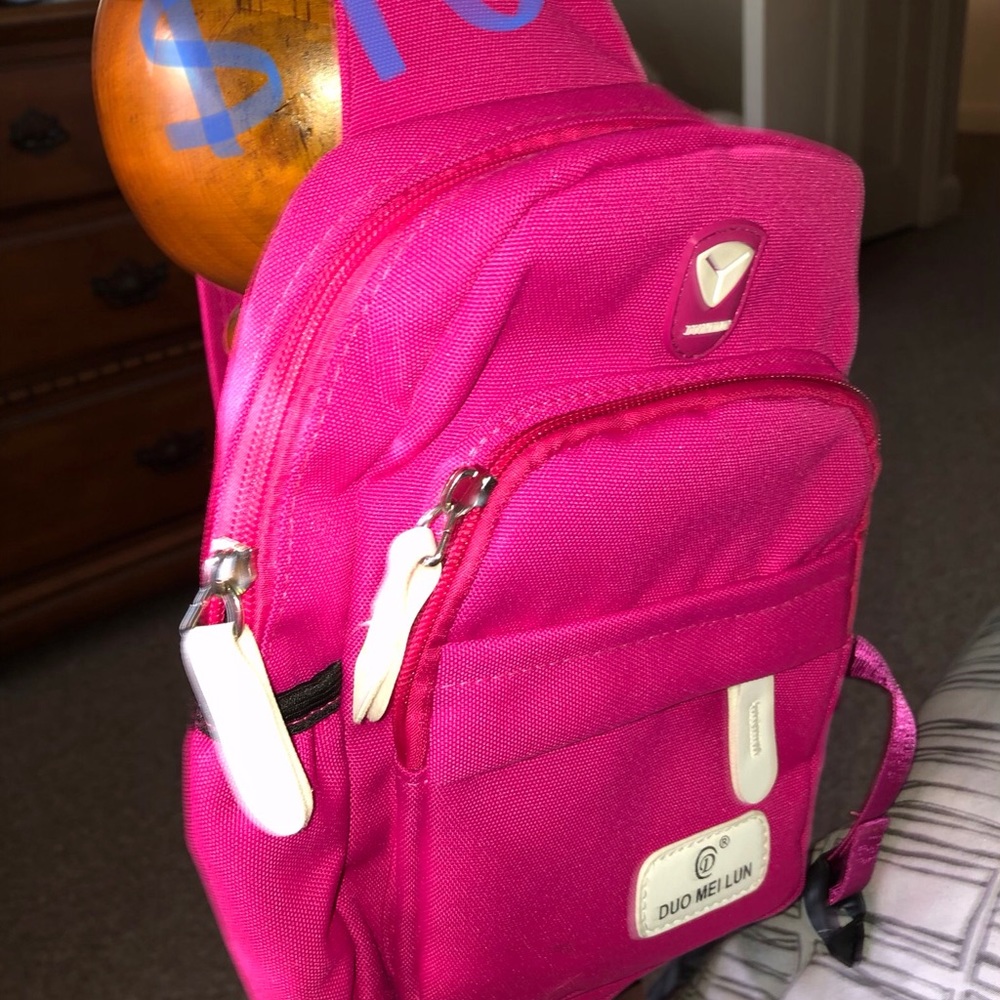 Bags - Picture 7 of 8